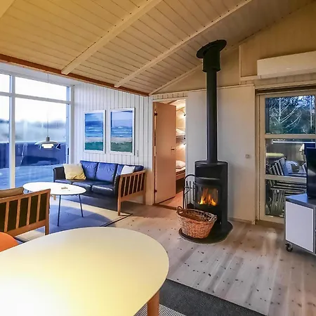 Holiday home Amazing In With Wifi Jerup