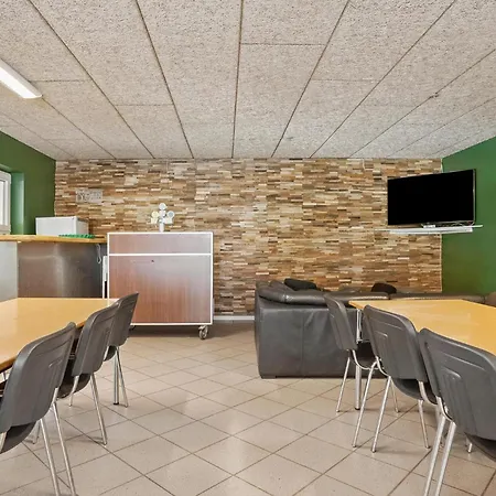 Feriehus Amazing In With Wifi